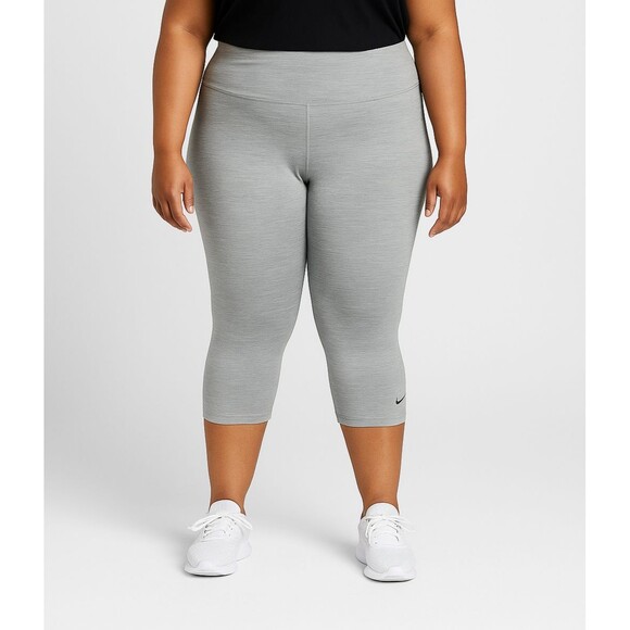 Nike Dri-Fit Gray Capri Legging Women’s Size 1 X Stretch Activewear Pant PRE-OWN - Picture 1 of 10